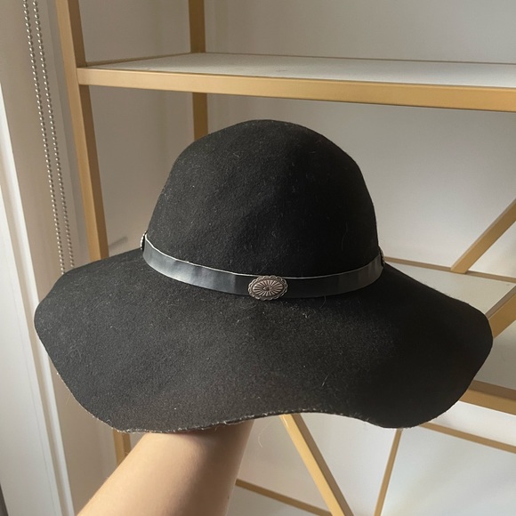 Black felt hat - Picture 4 of 5